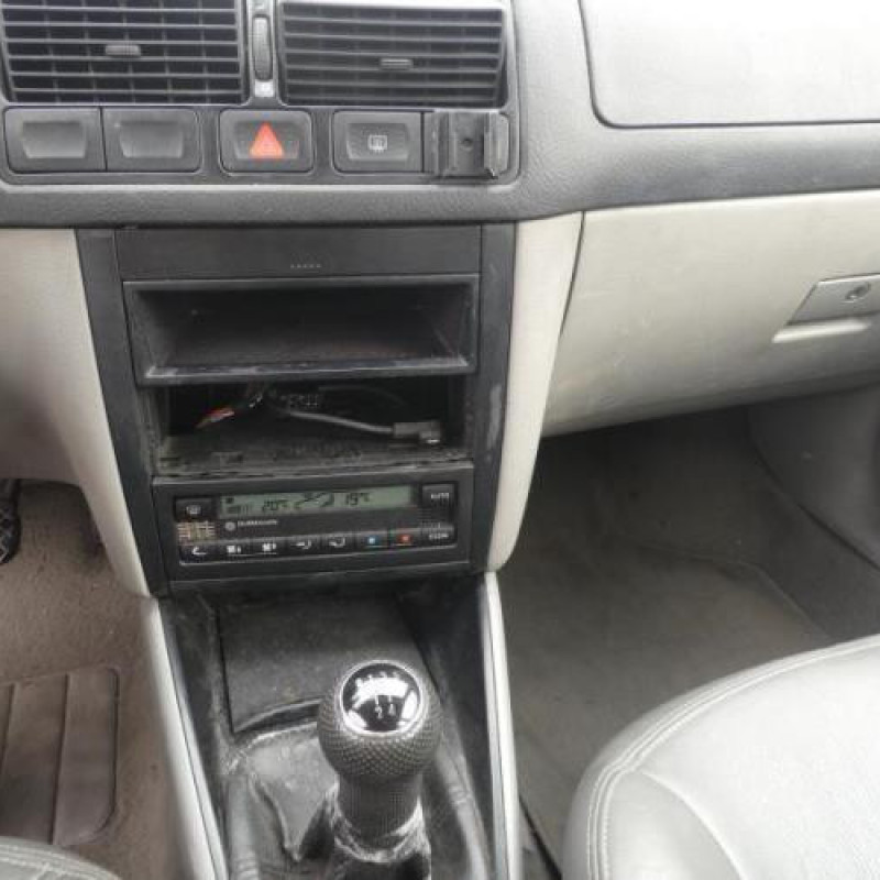 Serrure avant droit VOLKSWAGEN GOLF 4 Photo n°10