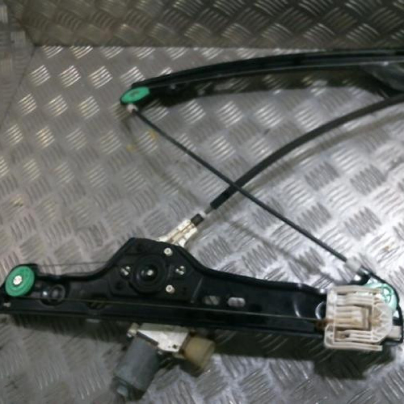 Leve vitre electrique avant droit BMW SERIE 3 E91 Photo n°1