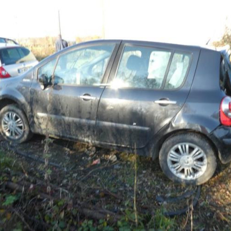Moteur essuie glace arriere RENAULT MODUS Photo n°6