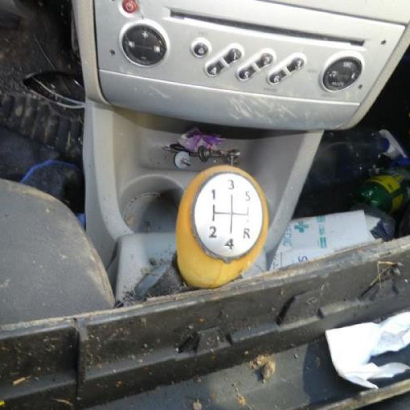 Moteur essuie glace arriere RENAULT MODUS Photo n°8