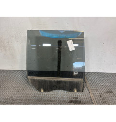 Vitre arriere droit HYUNDAI SANTA FE 1