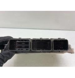 Calculateur moteur RENAULT SCENIC 2