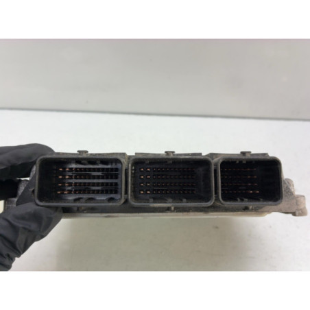 Calculateur moteur RENAULT SCENIC 2