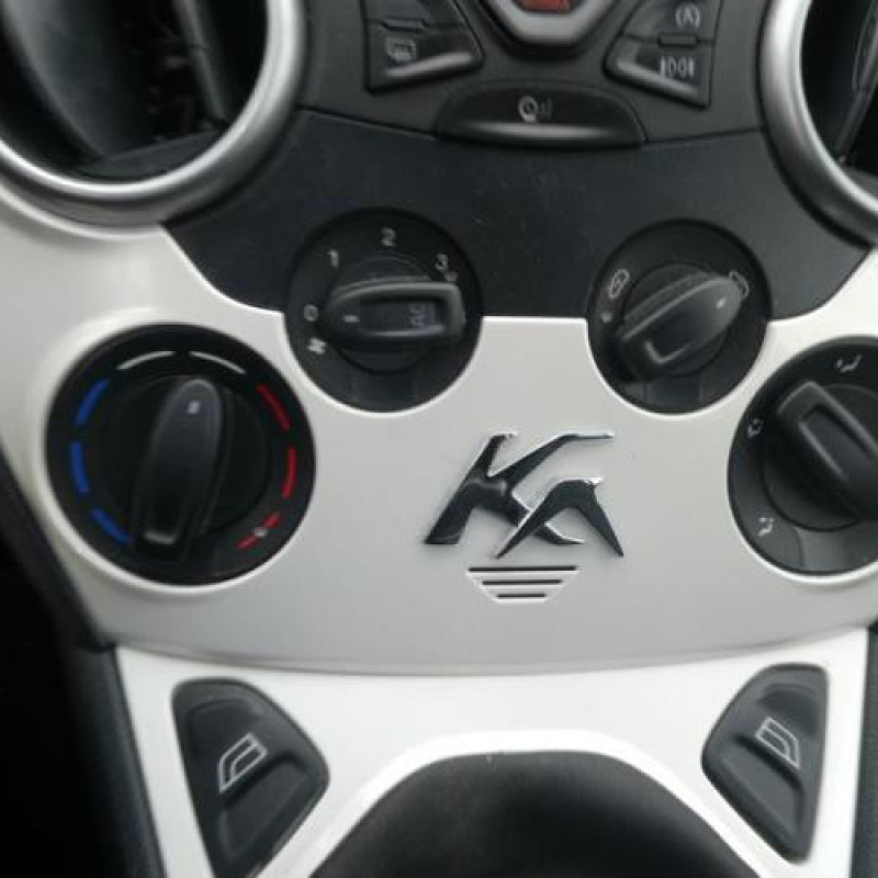 Malle/Hayon arriere FORD KA 2 Photo n°9