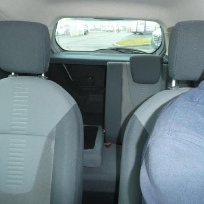 Malle/Hayon arriere FORD KA 2 Photo n°13
