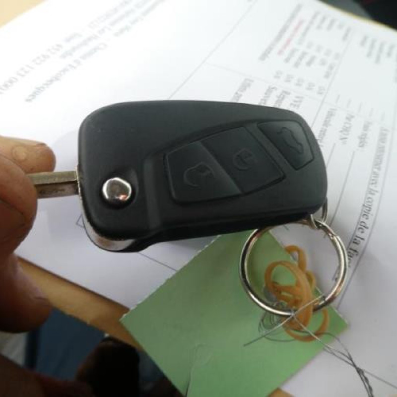 Malle/Hayon arriere FORD KA 2 Photo n°14