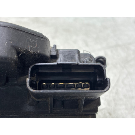Serrure avant droit RENAULT MASTER 3