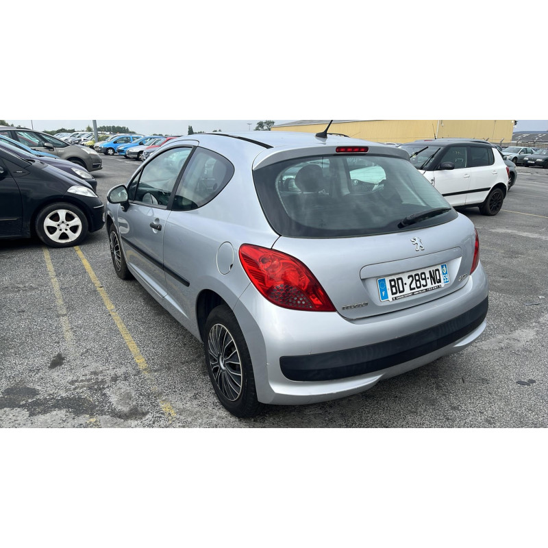 PEUGEOT 207 PHASE 1 1.4i - 8V Photo n°7