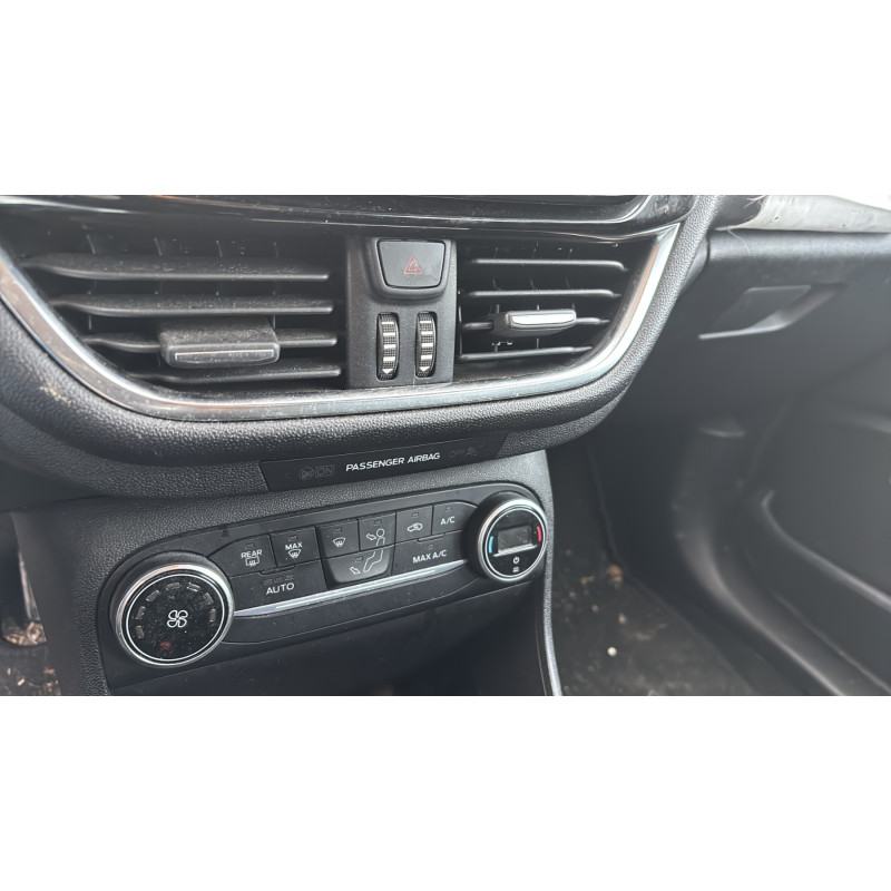 FORD FIESTA 7 PHASE 1 1.0i - 12V TURBO Photo n°20