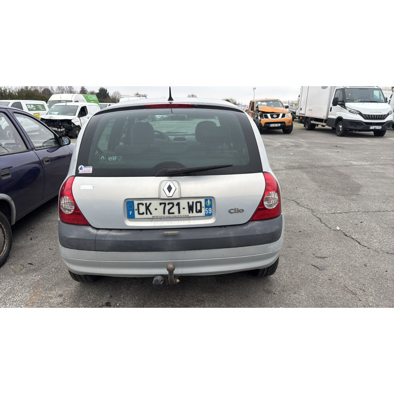 RENAULT CLIO 2 PHASE 2 1.2i - 16V Photo n°6