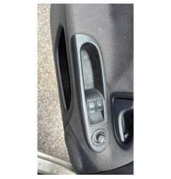 RENAULT CLIO 2 PHASE 2 1.2i - 16V