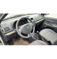 RENAULT CLIO 2 PHASE 2 1.2i - 16V