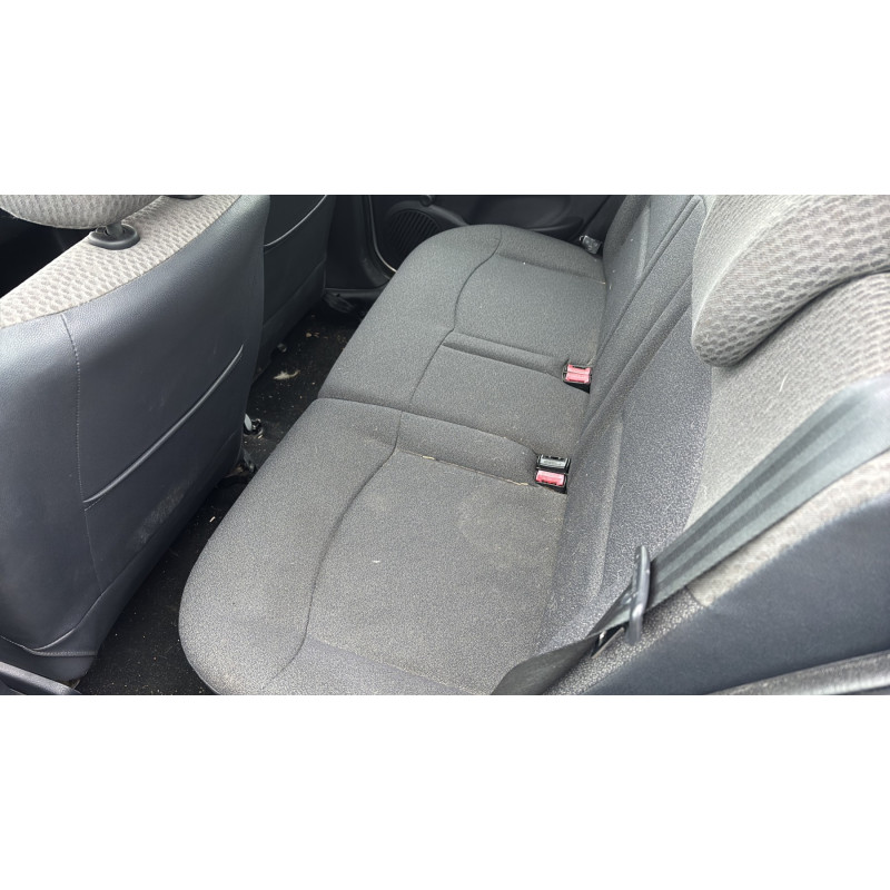 RENAULT CLIO 2 PHASE 2 1.2i - 16V Photo n°16