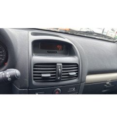 RENAULT CLIO 2 PHASE 2 1.2i - 16V