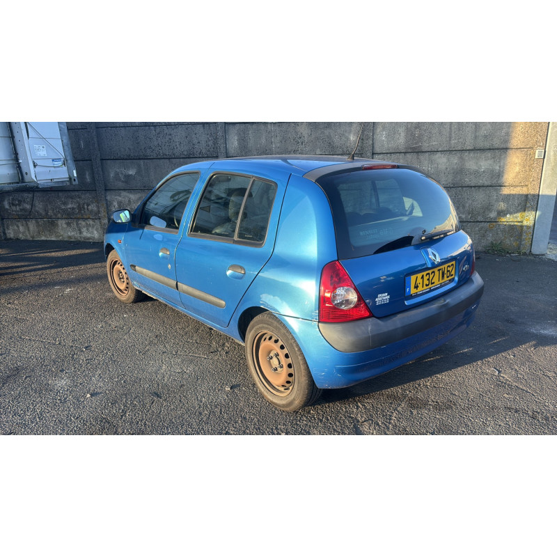 RENAULT CLIO 2 PHASE 2 1.2i - 16V Photo n°4