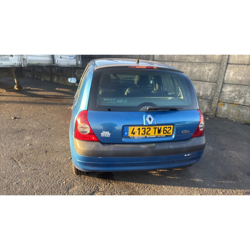 RENAULT CLIO 2 PHASE 2 1.2i - 16V Photo n°5