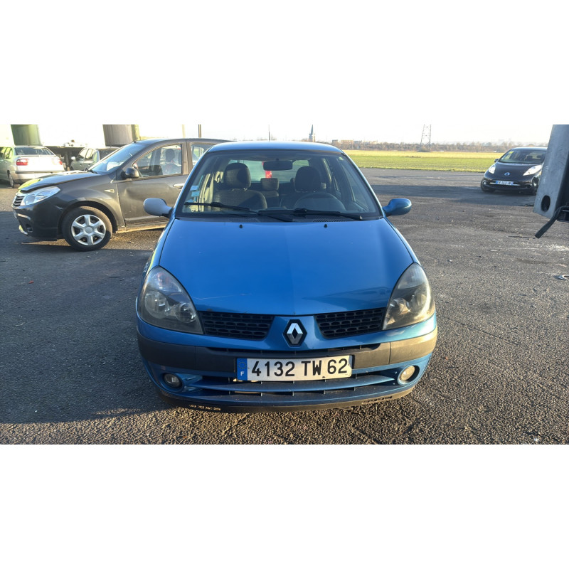 RENAULT CLIO 2 PHASE 2 1.2i - 16V Photo n°8