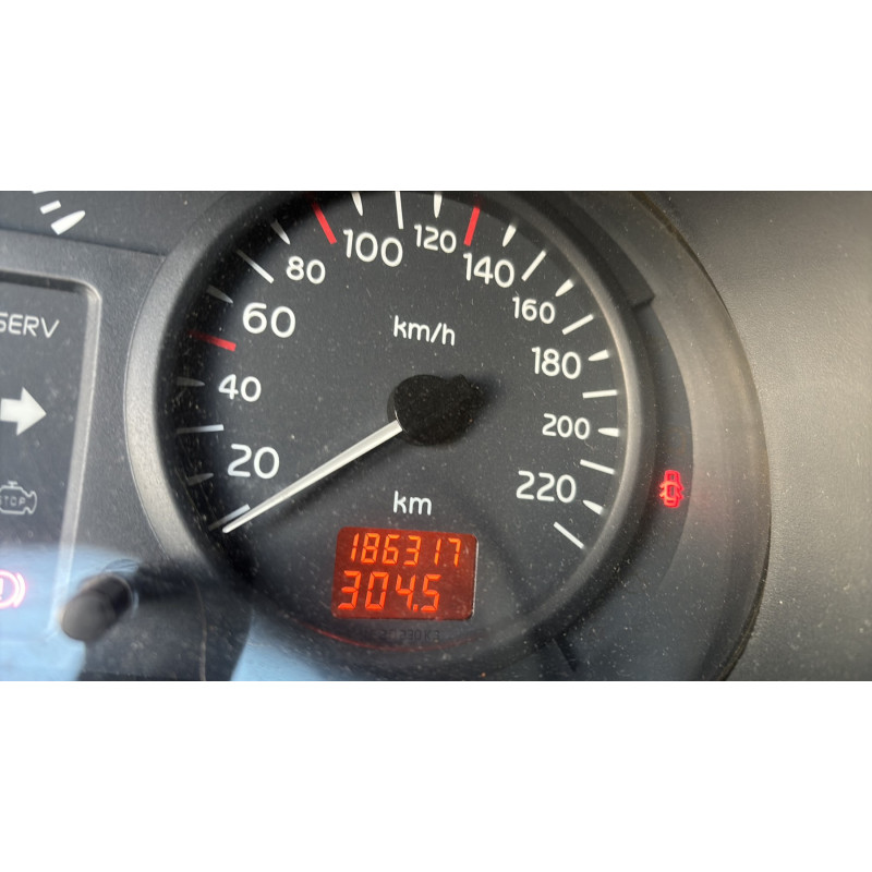 RENAULT CLIO 2 PHASE 2 1.2i - 16V Photo n°16