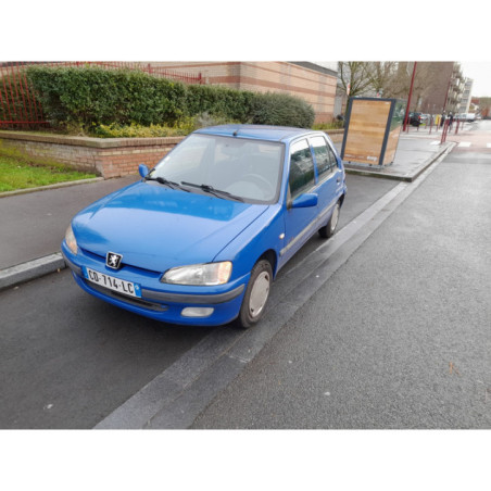 PEUGEOT 106 PHASE 2 1.4i - 8V Photo n°1