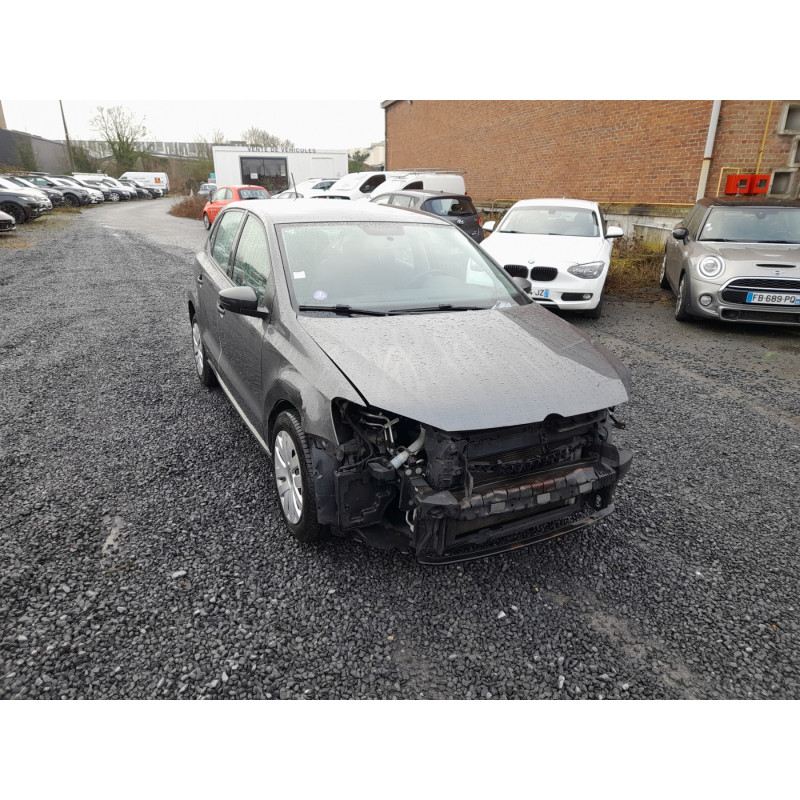 VOLKSWAGEN POLO 5 PHASE 1 1.2i - 12V Photo n°3