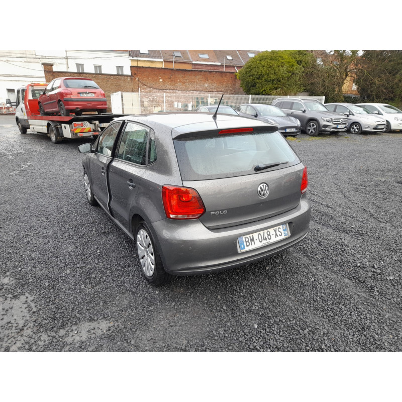 VOLKSWAGEN POLO 5 PHASE 1 1.2i - 12V Photo n°4