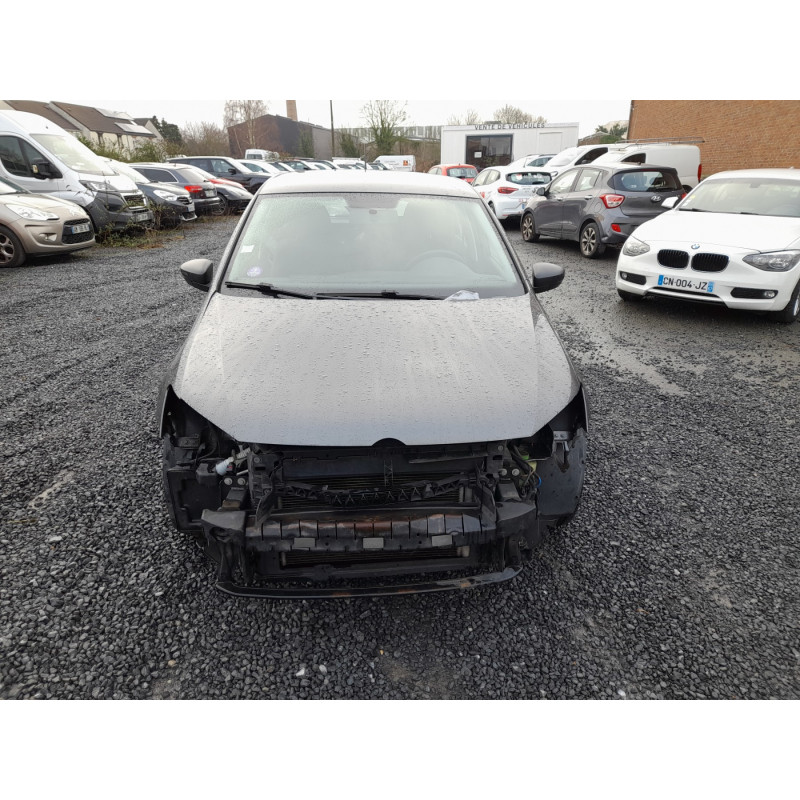 VOLKSWAGEN POLO 5 PHASE 1 1.2i - 12V Photo n°5