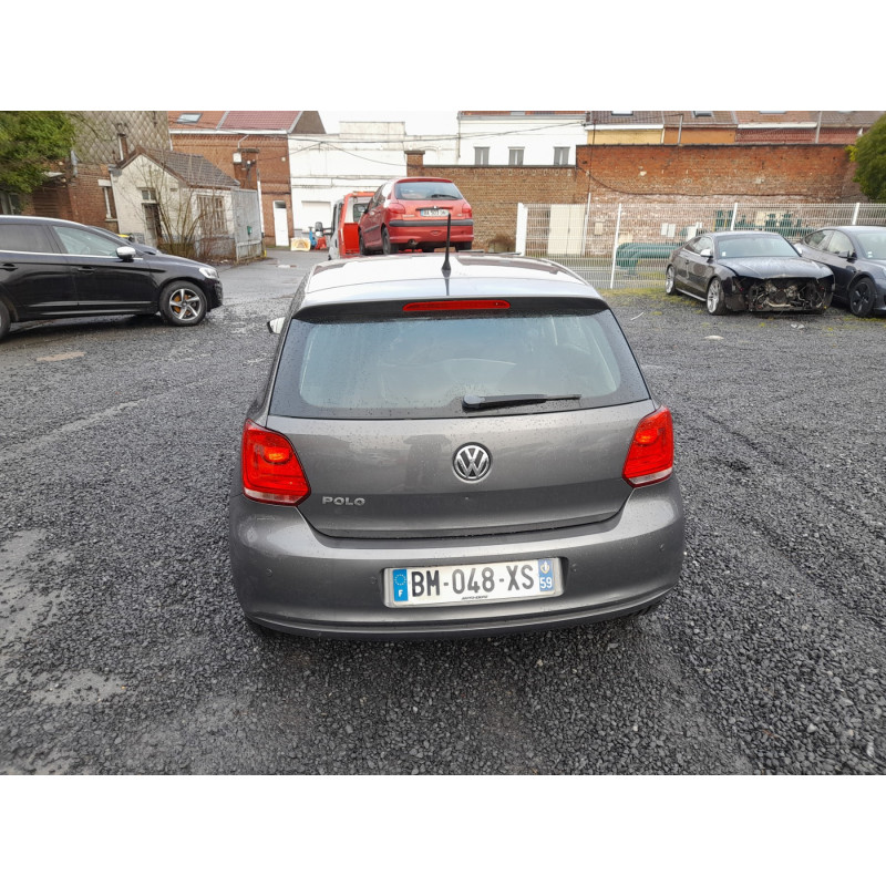 VOLKSWAGEN POLO 5 PHASE 1 1.2i - 12V Photo n°6