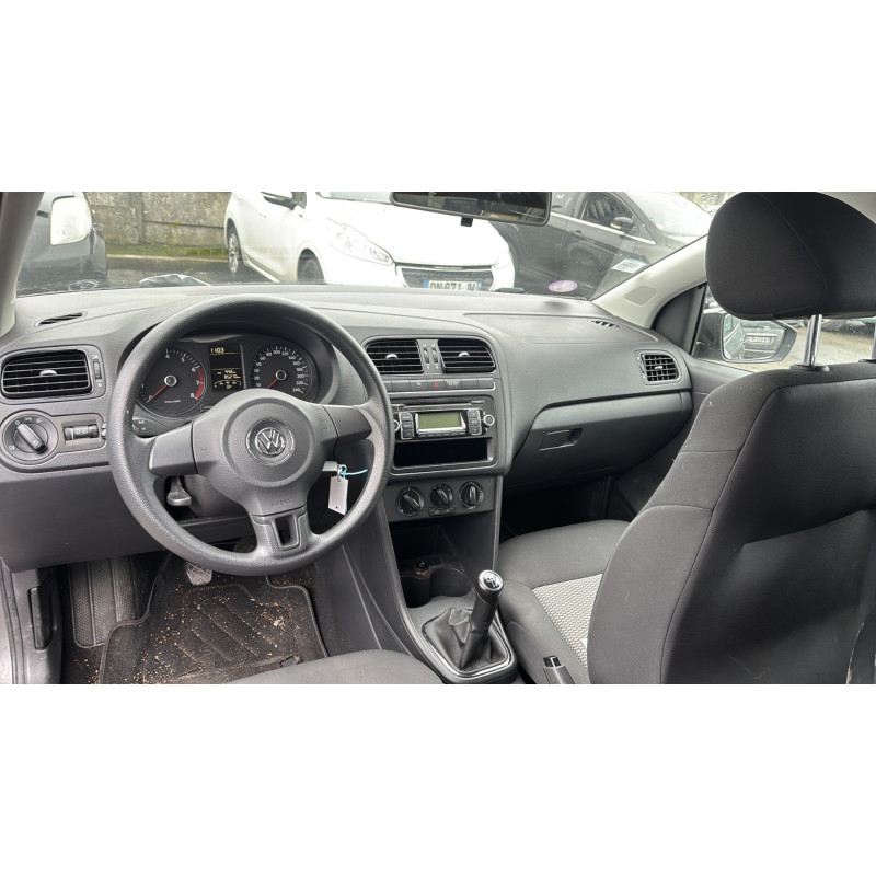 VOLKSWAGEN POLO 5 PHASE 1 1.2i - 12V Photo n°25