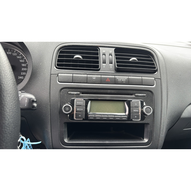 VOLKSWAGEN POLO 5 PHASE 1 1.2i - 12V Photo n°29