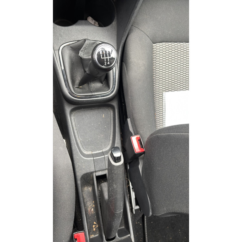 VOLKSWAGEN POLO 5 PHASE 1 1.2i - 12V Photo n°31