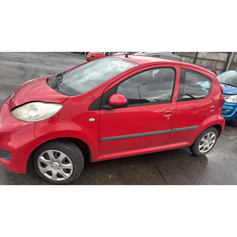 PEUGEOT 107 PHASE 2 1.0i - 12V Photo n°8