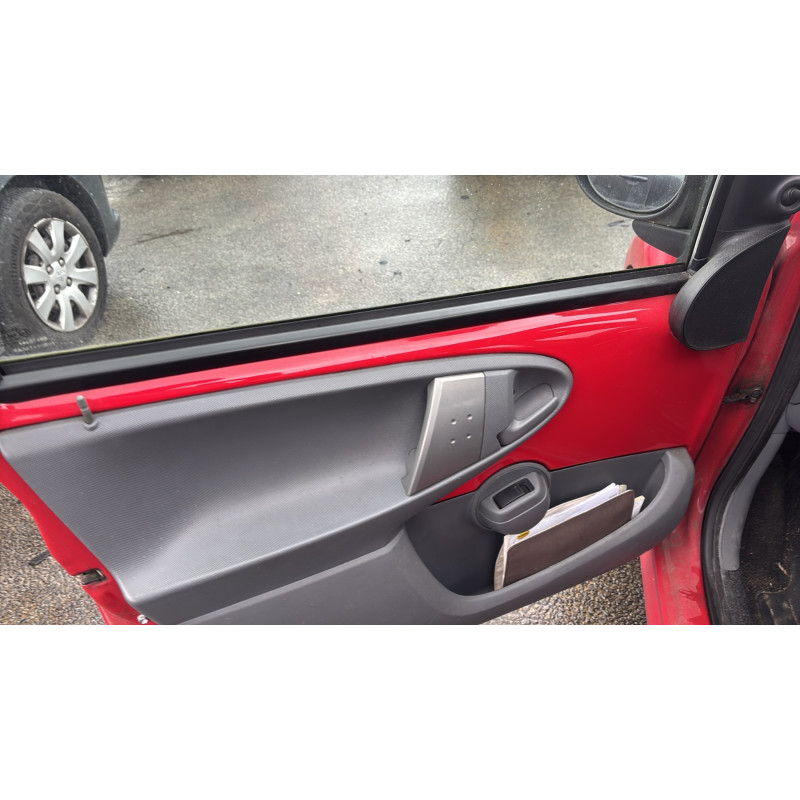 PEUGEOT 107 PHASE 2 1.0i - 12V Photo n°10