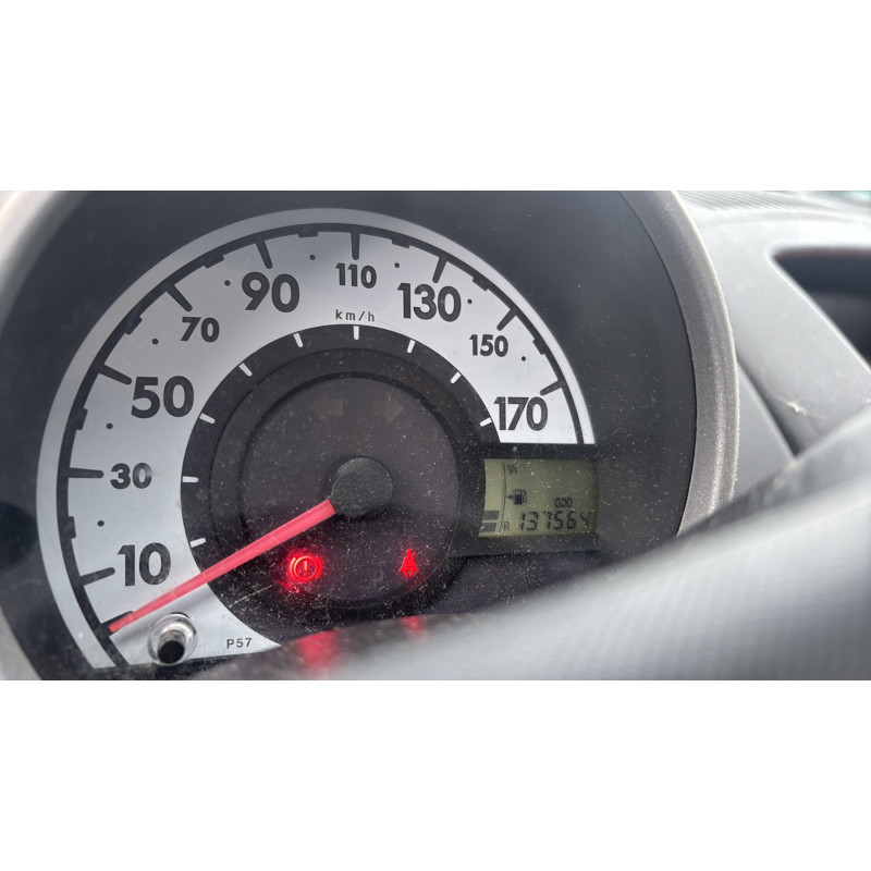 PEUGEOT 107 PHASE 2 1.0i - 12V Photo n°18