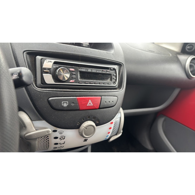PEUGEOT 107 PHASE 2 1.0i - 12V Photo n°21