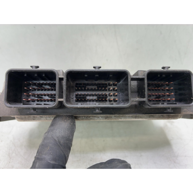 Calculateur moteur PEUGEOT 207 Photo n°3