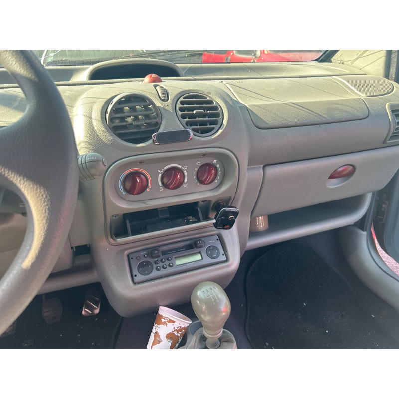 Bouton de warning RENAULT TWINGO 1 Photo n°17