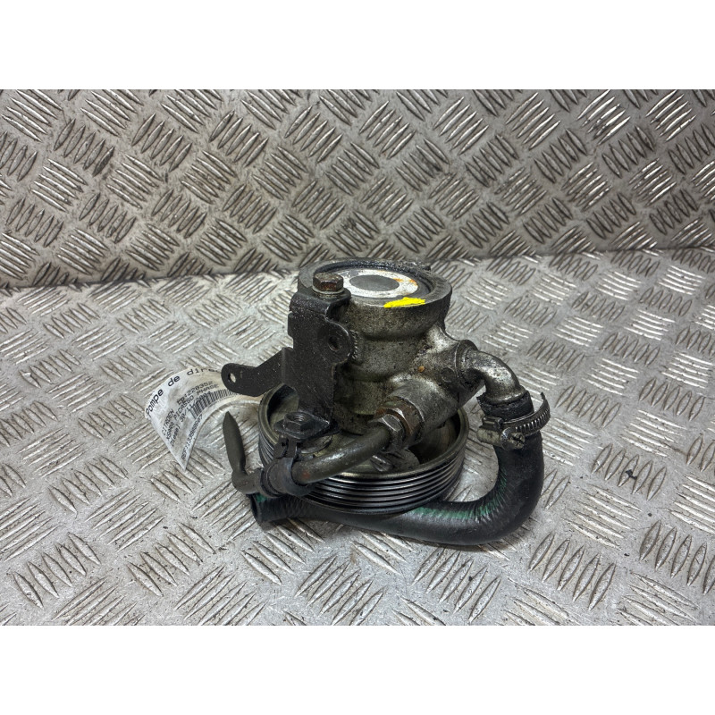 Pompe de direction CITROEN XSARA PICASSO Photo n°3