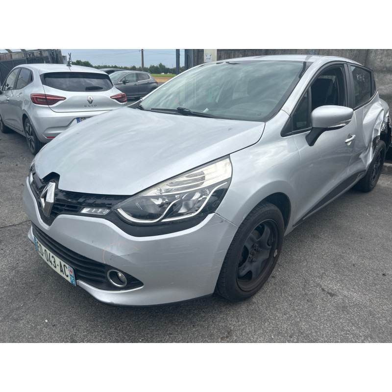 Anti brouillard gauche (feux) RENAULT CLIO 4 Photo n°8