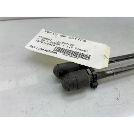 Verin de coffre HYUNDAI I 30 1