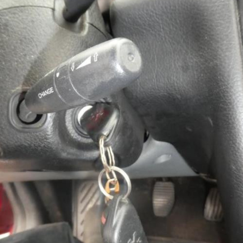 Compresseur clim PEUGEOT 406 Photo n°13