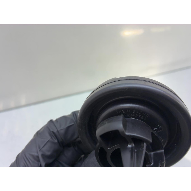 Bouchon de carburant PEUGEOT 3008 2 Photo n°4
