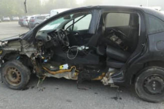 Interrupteur de leve vitre arriere droit CITROEN C3 2