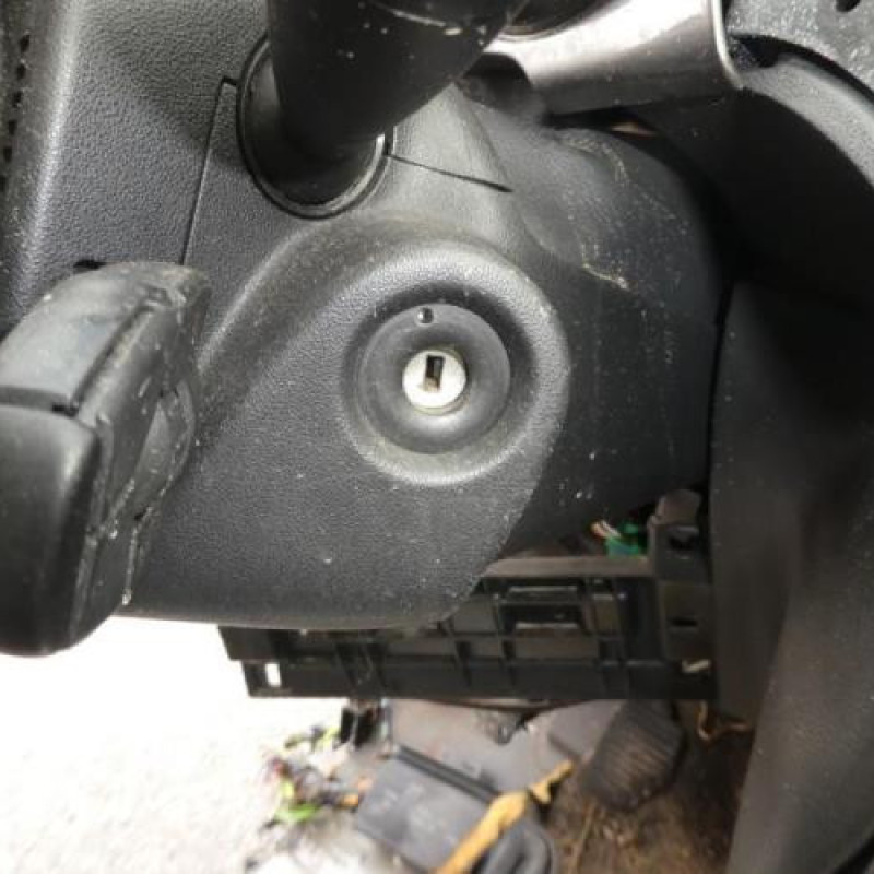 Interrupteur de leve vitre arriere droit CITROEN C3 2 Photo n°11