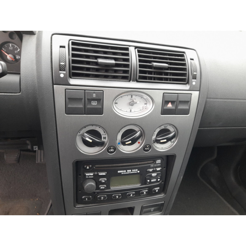 FORD MONDEO 2 2.0 TDCI - 16V TURBO Photo n°7