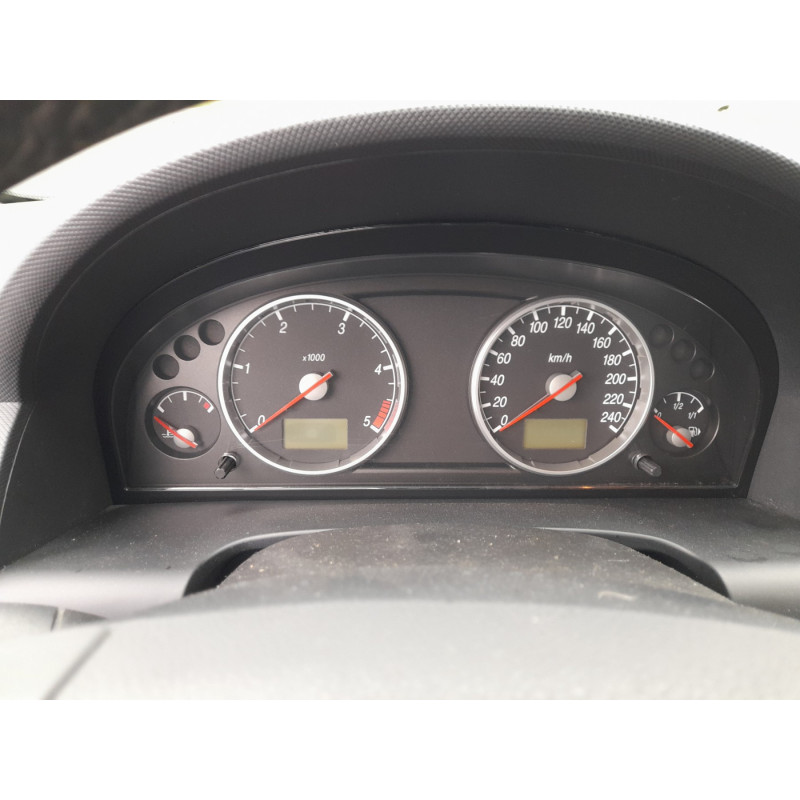 FORD MONDEO 2 2.0 TDCI - 16V TURBO Photo n°8