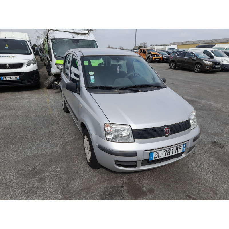 FIAT PANDA 2 PHASE 1 1.1i - 8V Photo n°3
