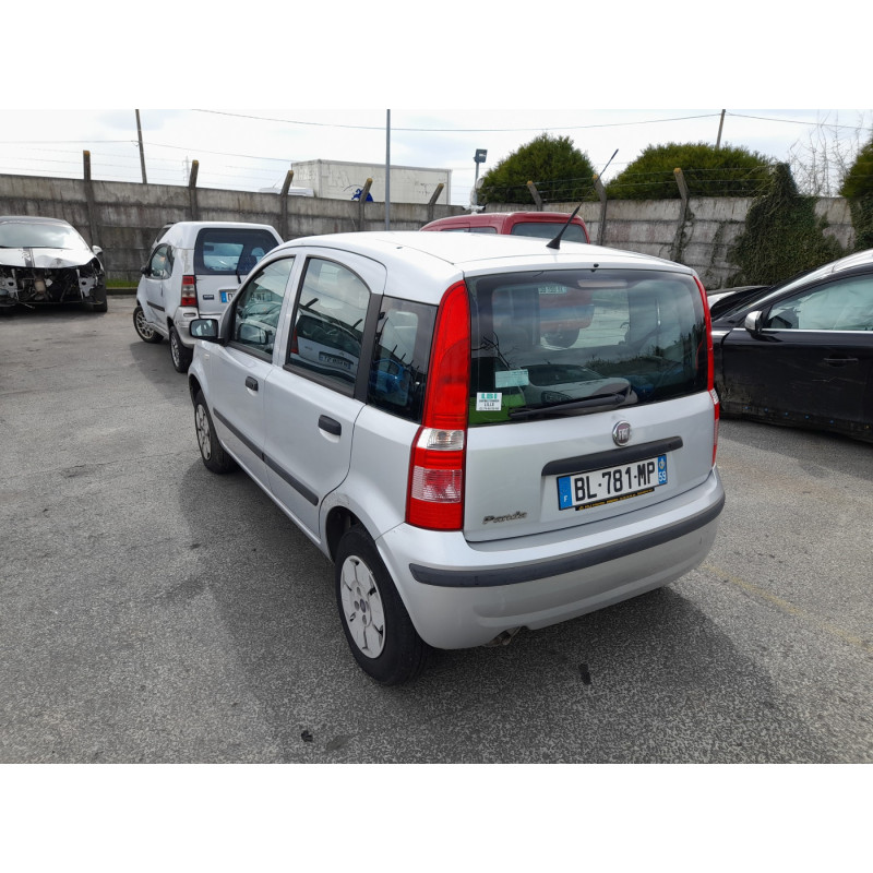 FIAT PANDA 2 PHASE 1 1.1i - 8V Photo n°4