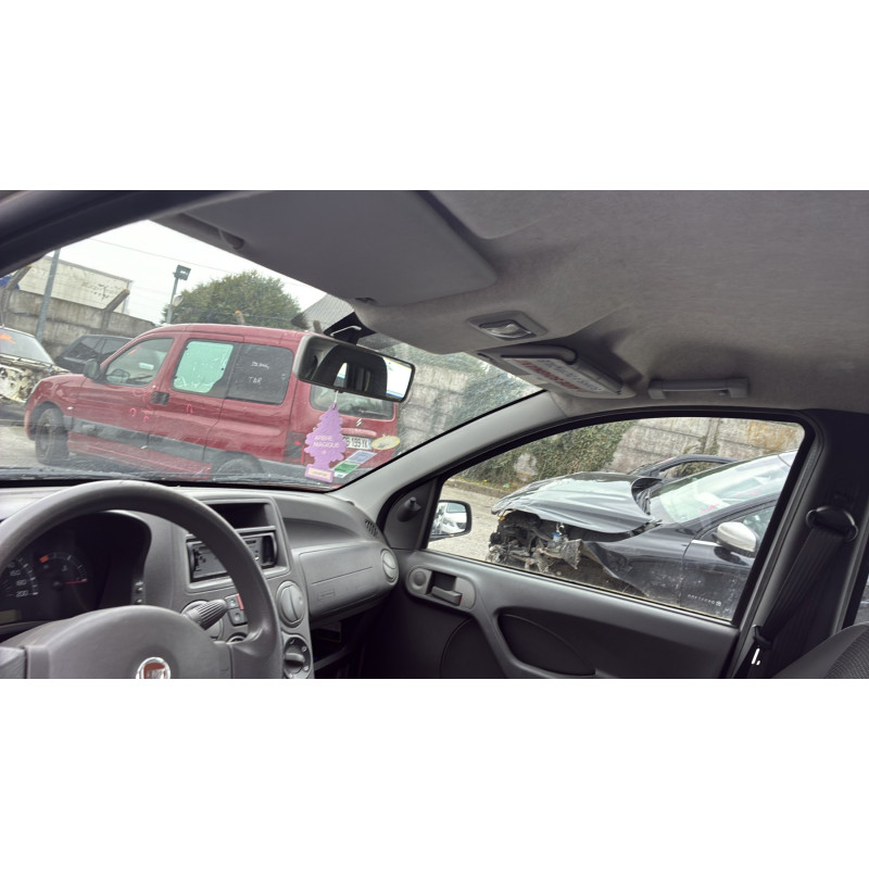 FIAT PANDA 2 PHASE 1 1.1i - 8V Photo n°24
