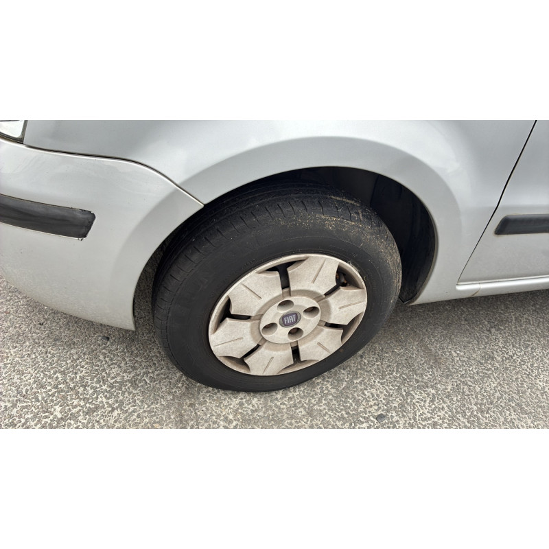 FIAT PANDA 2 PHASE 1 1.1i - 8V Photo n°34