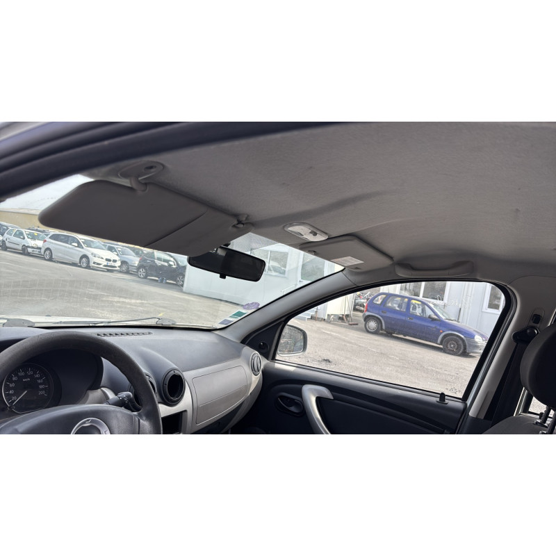 DACIA SANDERO 1 1.2i - 16V Photo n°12